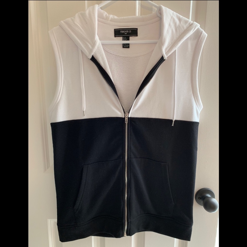 sleeveless jacket
